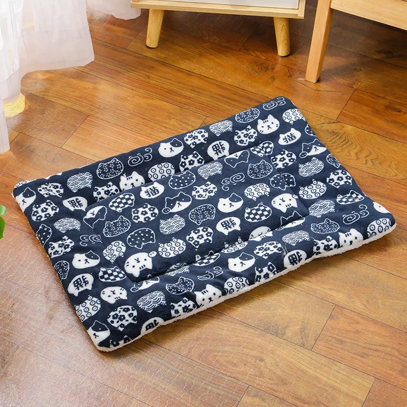 ✨ Luxe Flannel Pet Comfort Mat – Ultra-Soft Cushion for Dogs & Cats